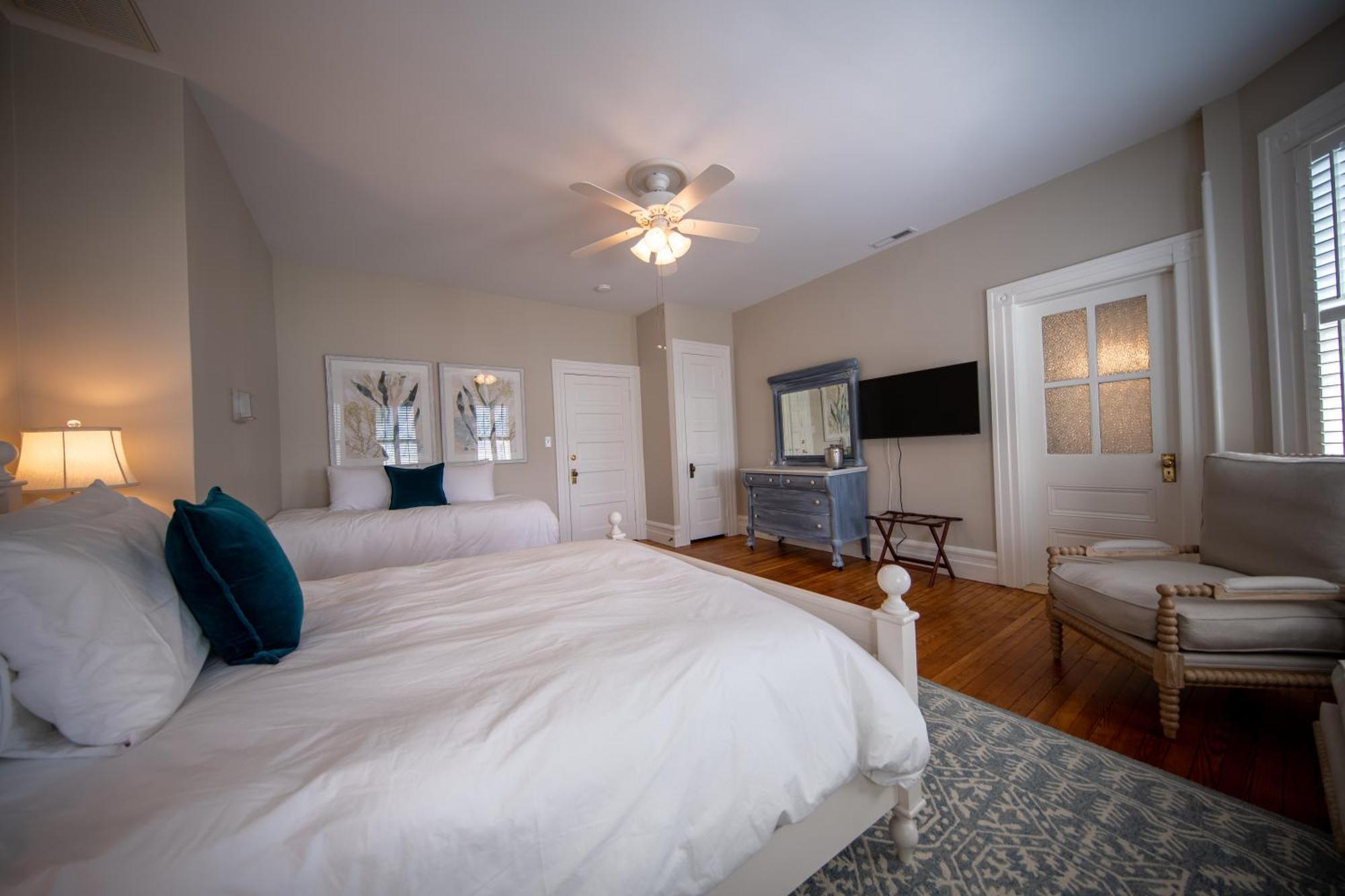 The Edenton Collection-Captain'S Quarters Inn Bilik gambar